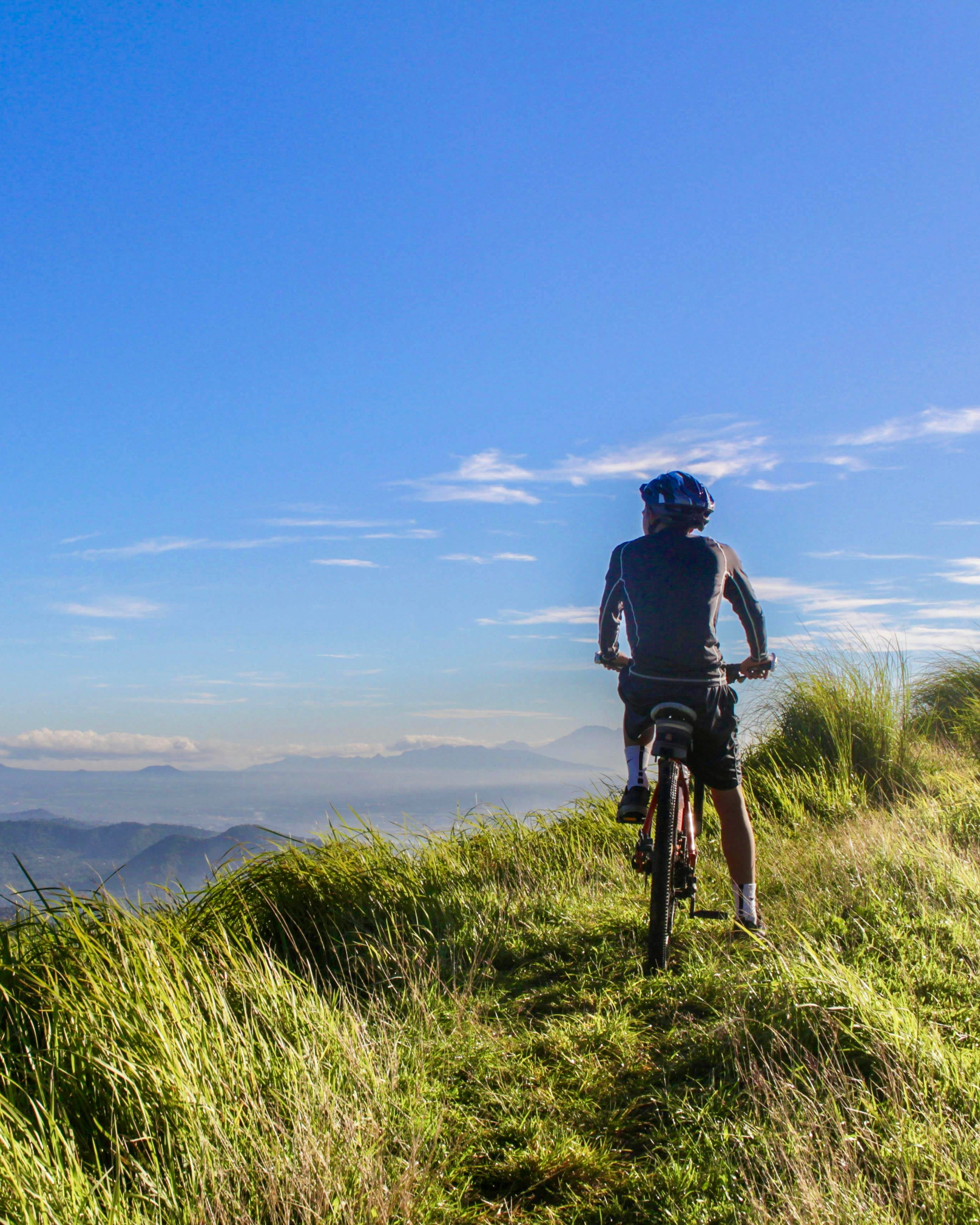 Summer Travel Tips for Cyclists and Other Sports Travelers