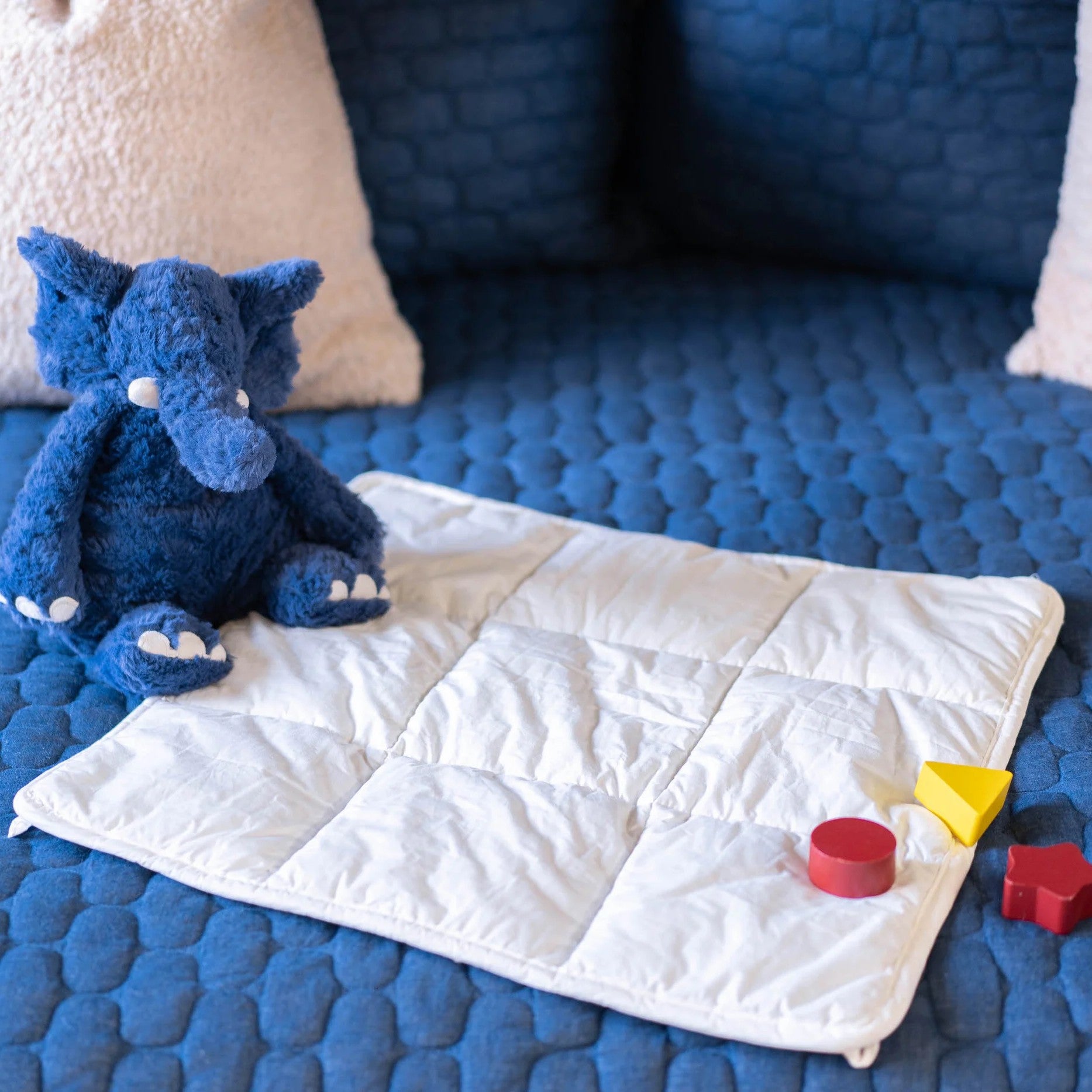 acorn & oak weighted blanket