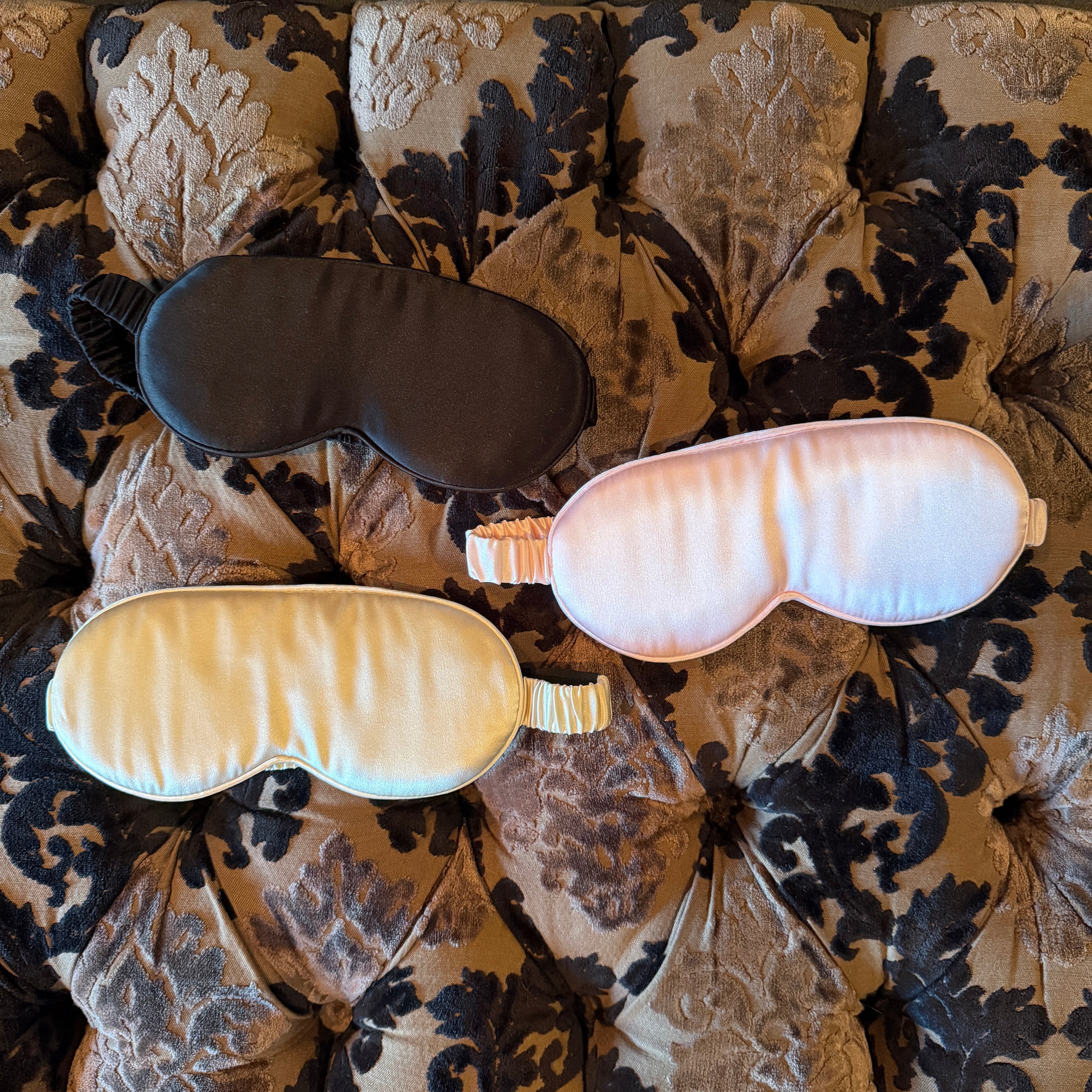 eyes down™ silk eye mask black