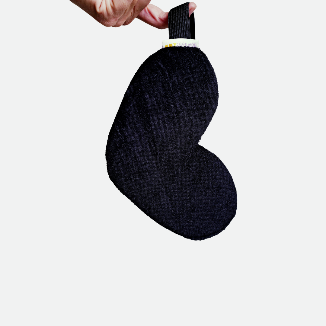 eyes down™ heart-shaped eye mask