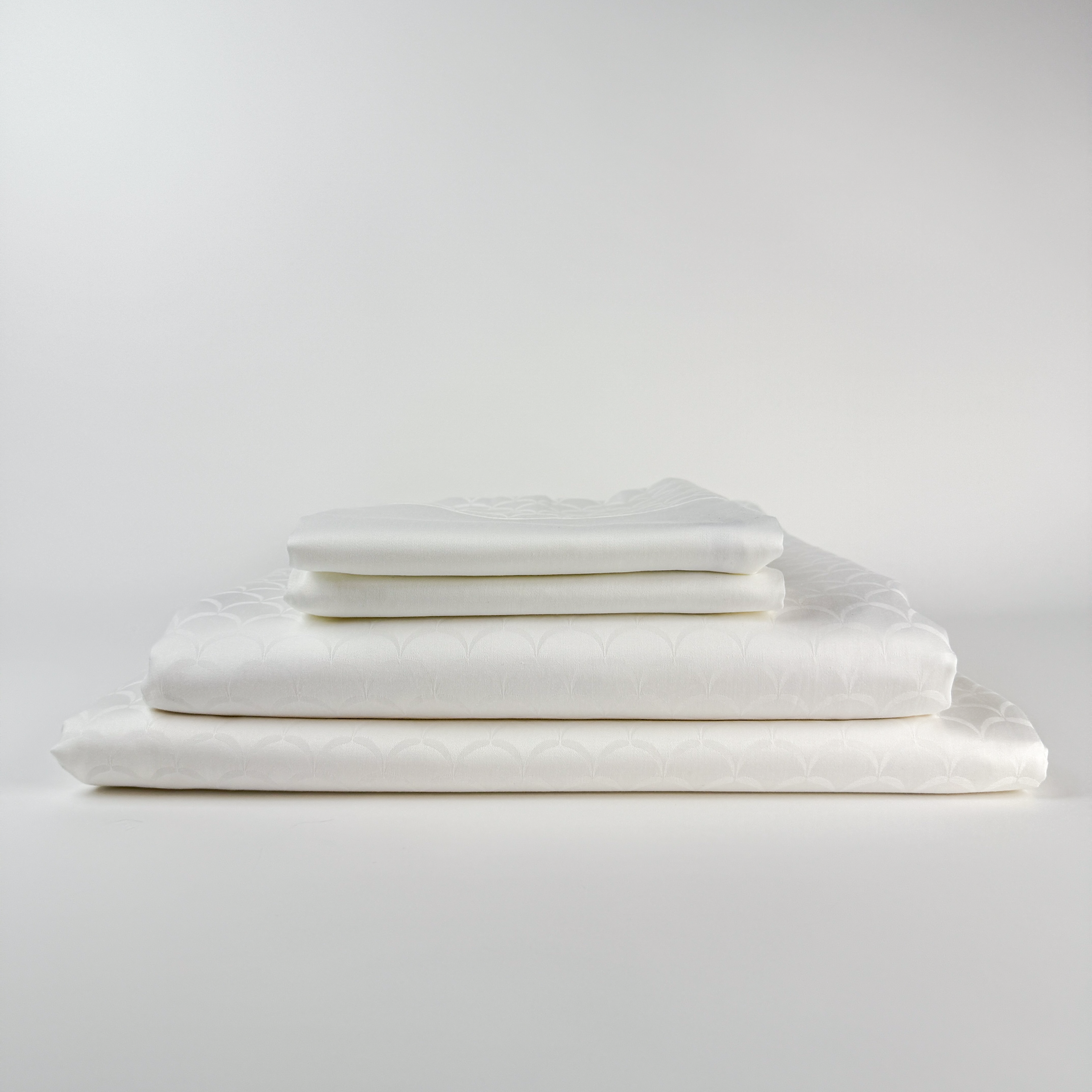 masquerade sheet set with duvet cover