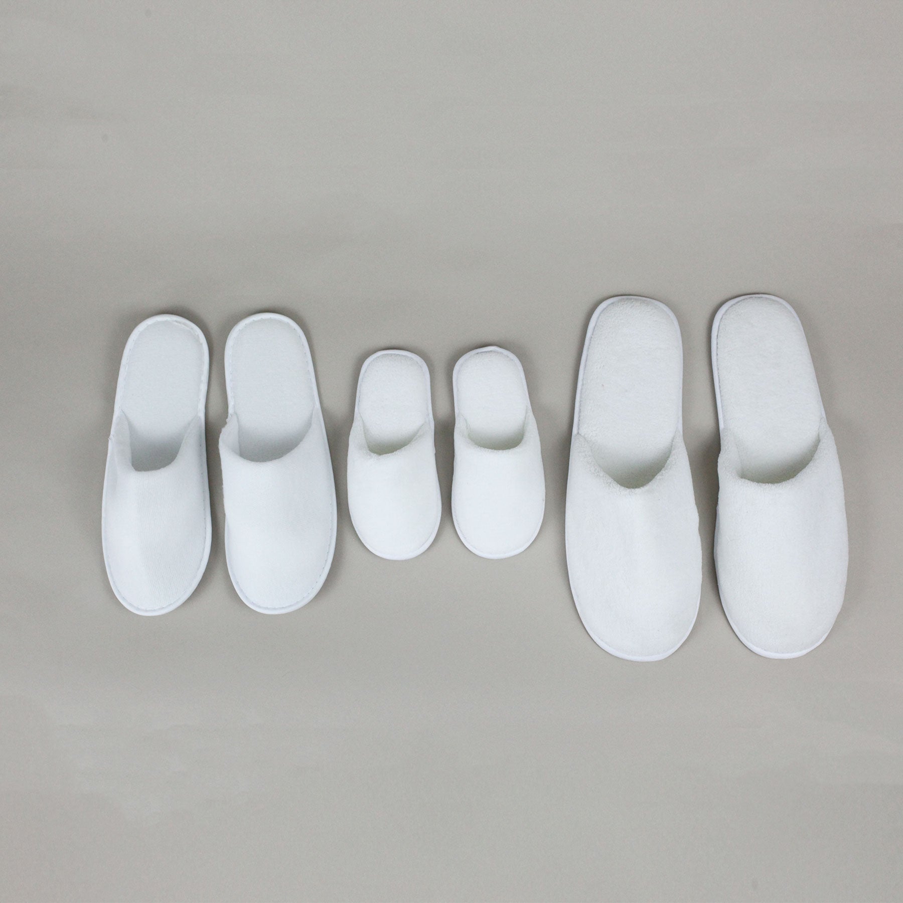 closed toe slide slipper, white