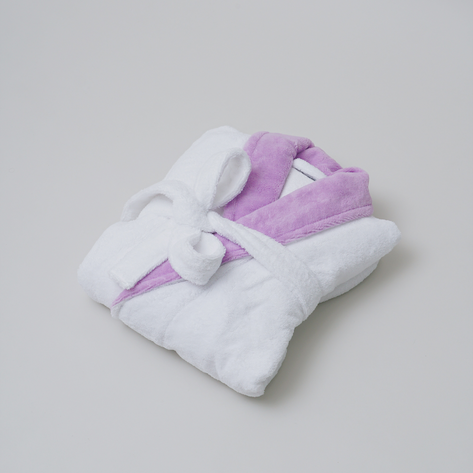 taurus mountain collection absorb8™ shawl collar robe, white with lilac shawl