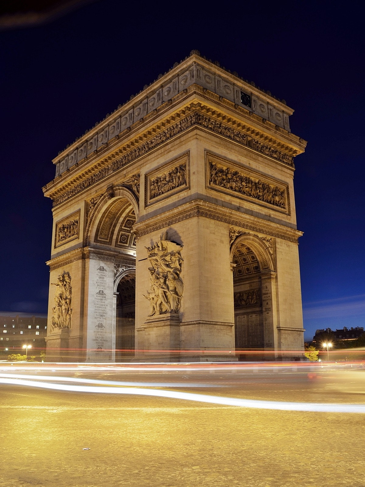 A Traveler's Take on Paris: The 10 Places and Experiences You Shouldn't Miss