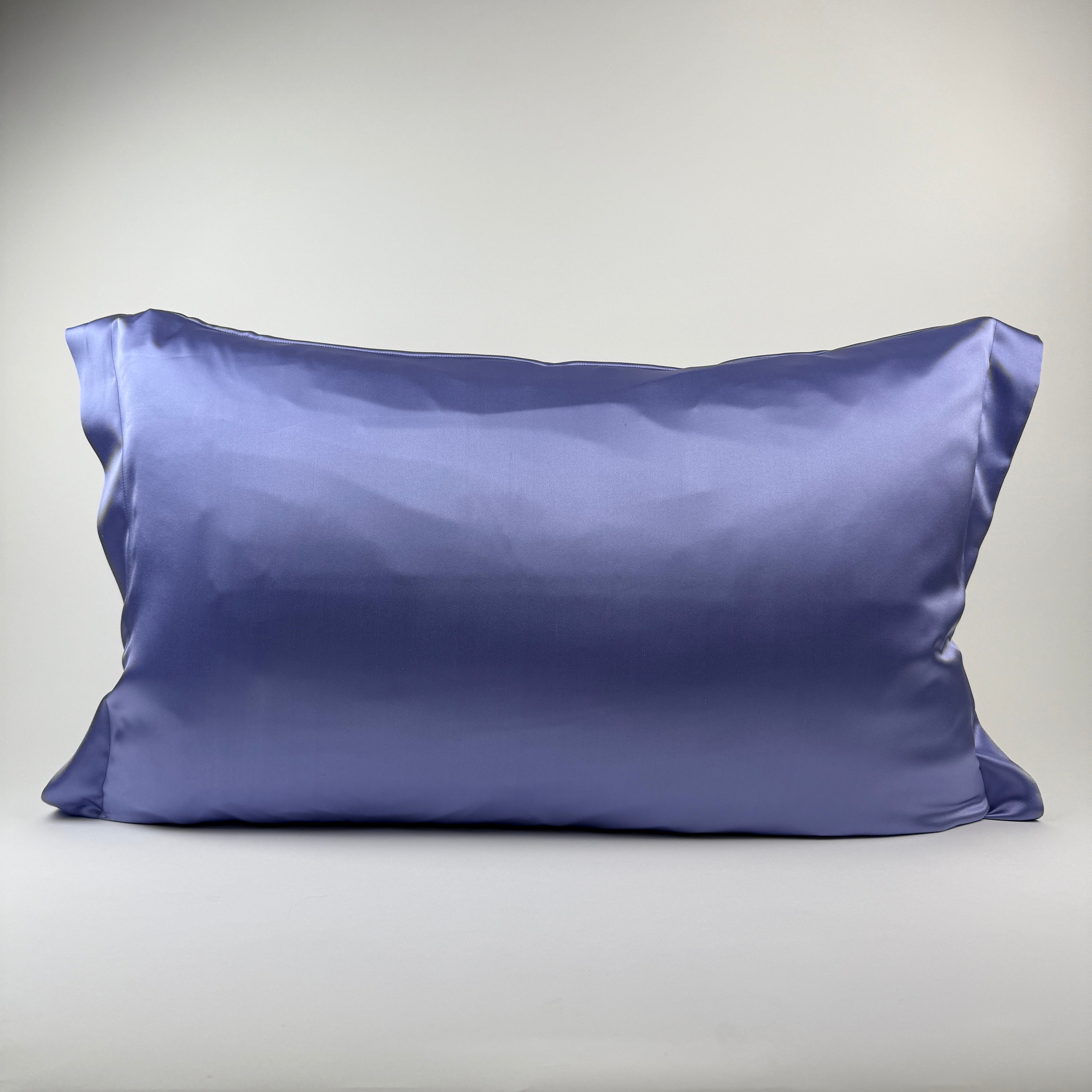 tiara silks® periwinkle pillowcase+velvet travel bag