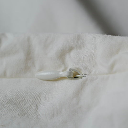 d.o.e. down on earth® organic cotton pillow protector