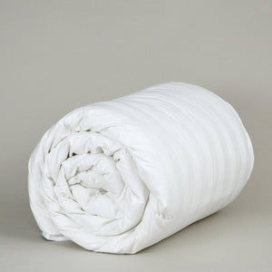 Premium White Goose Down Comforter, All-Seasons Weight