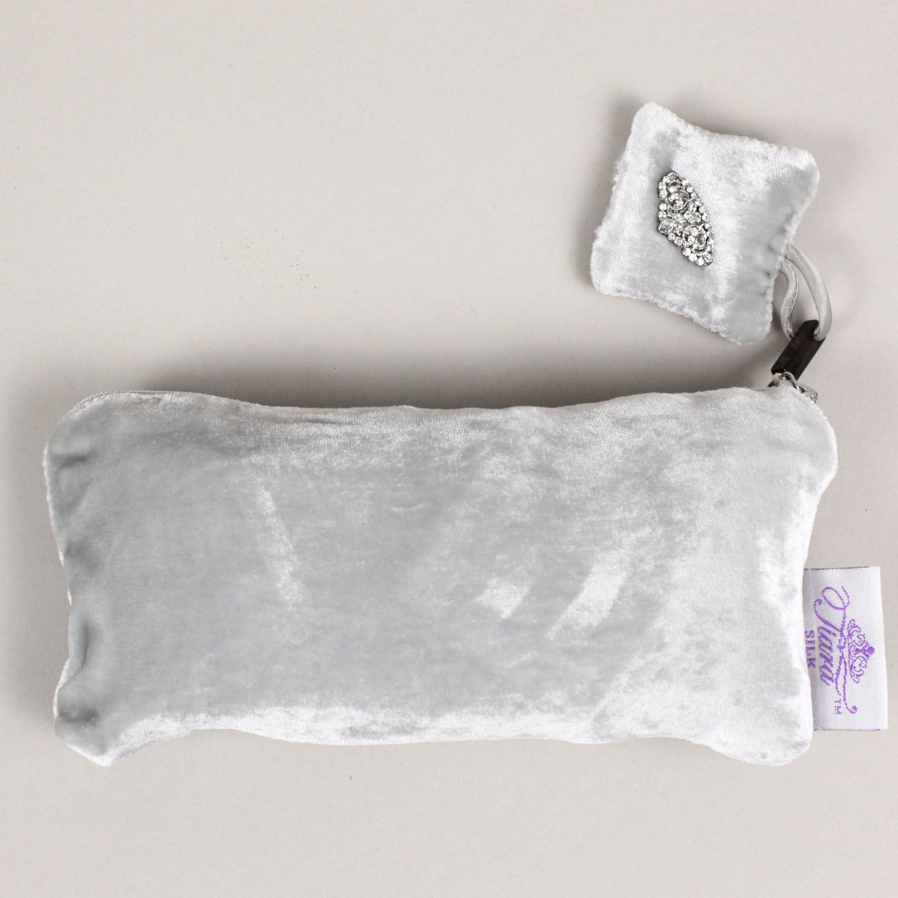 tiara silks® sage silk pillowcase+jade velvet travel bag