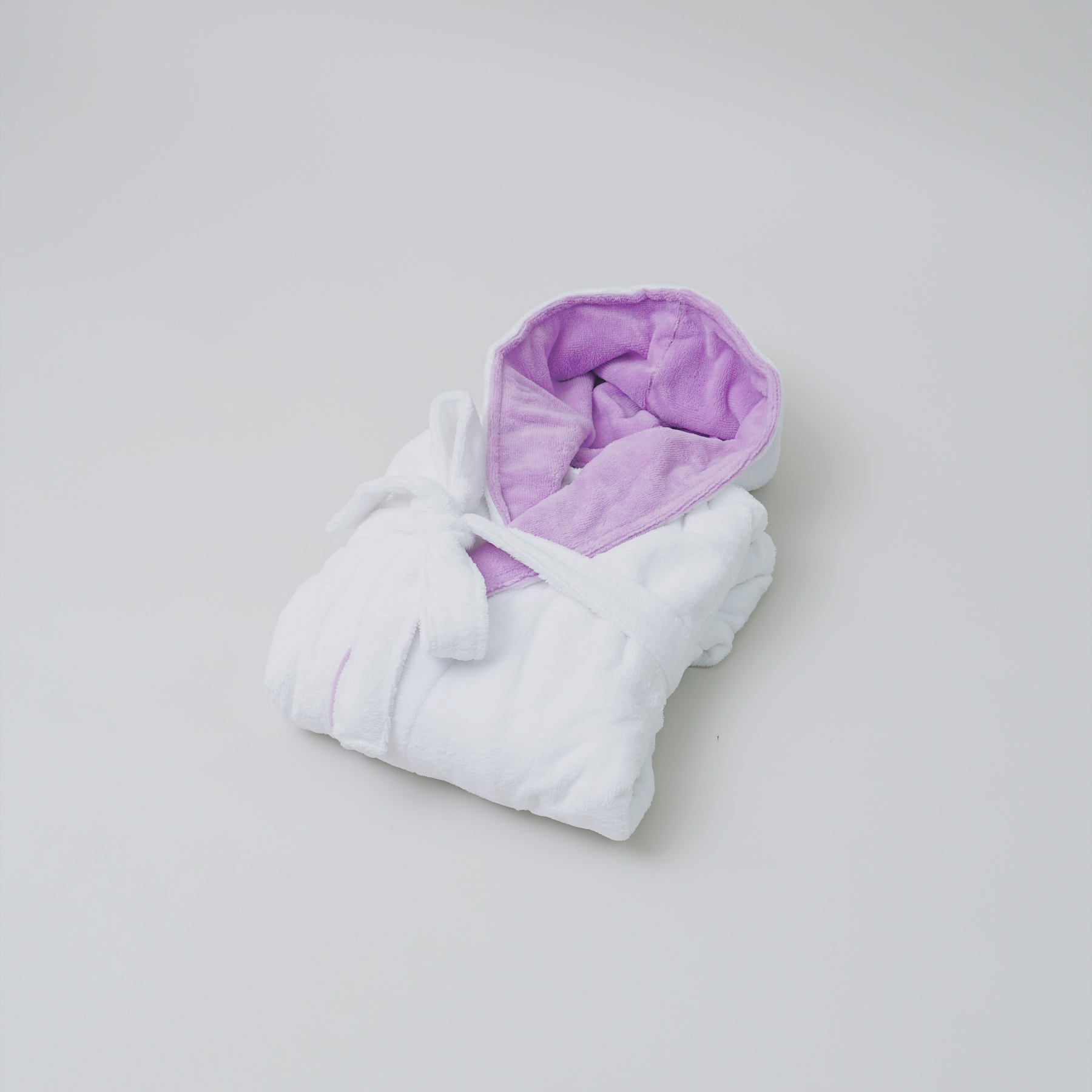 taurus mountain collection absorb8™ hooded robe, white with lilac interior hood